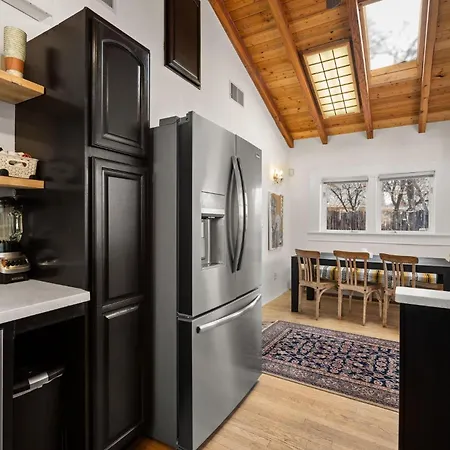 238 Griffin Street Unit A Holiday home Santa Fe
