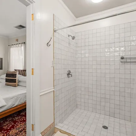 238 Griffin Street Unit A Holiday home Santa Fe