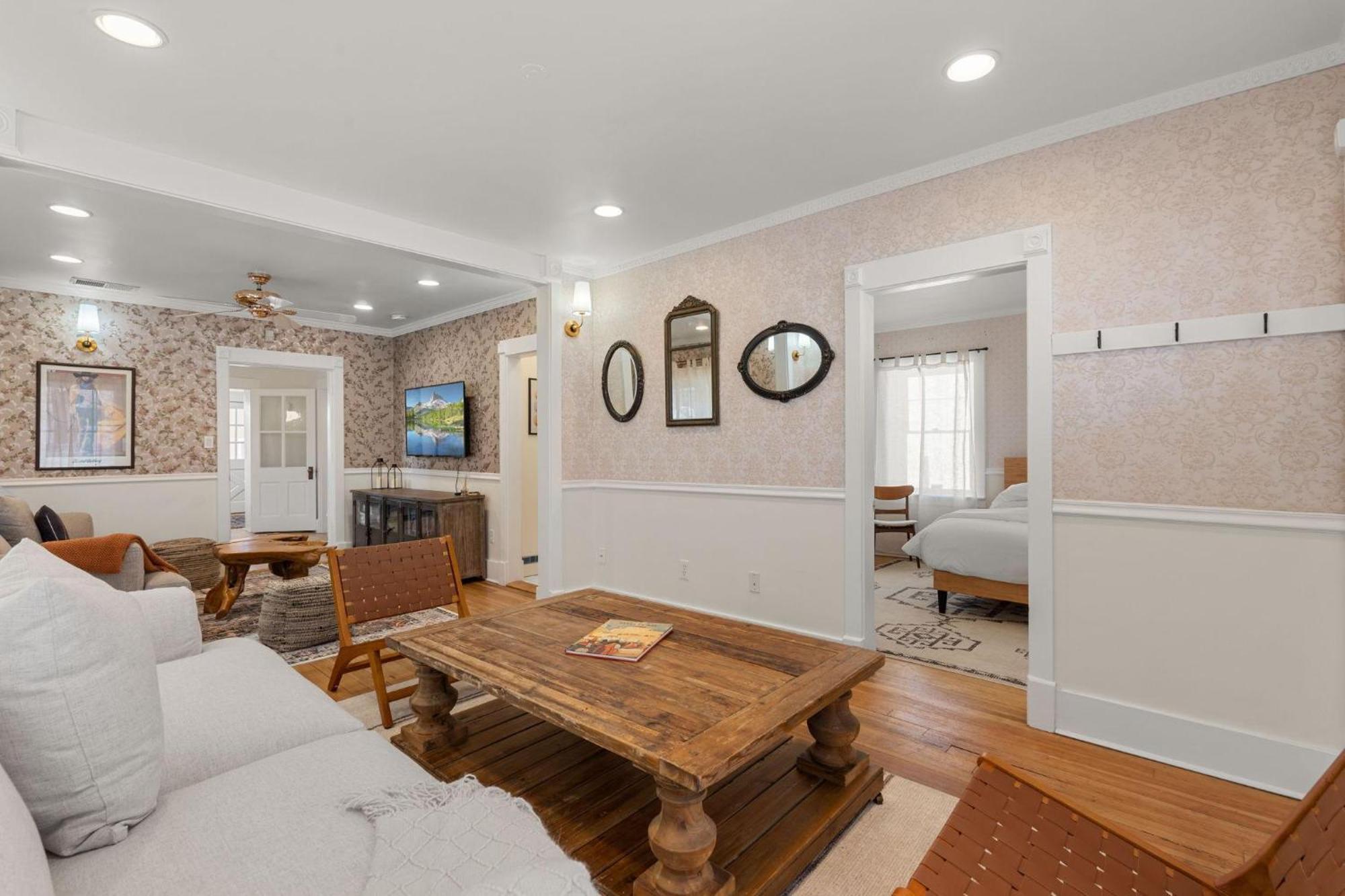 238 Griffin Street Unit A *