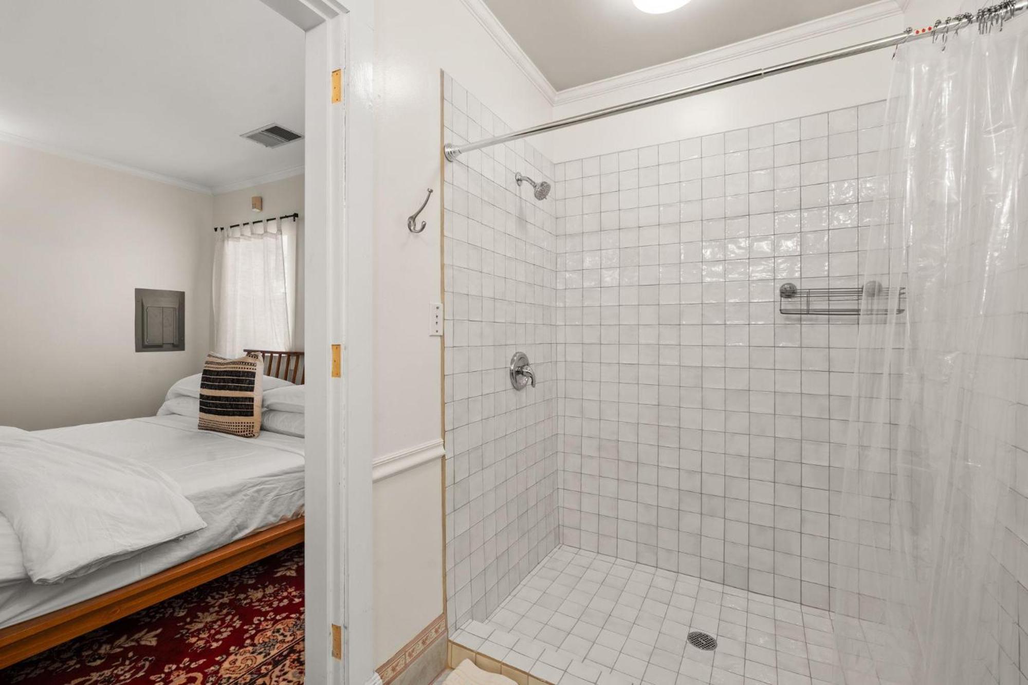 238 Griffin Street Unit A Holiday home Santa Fe
